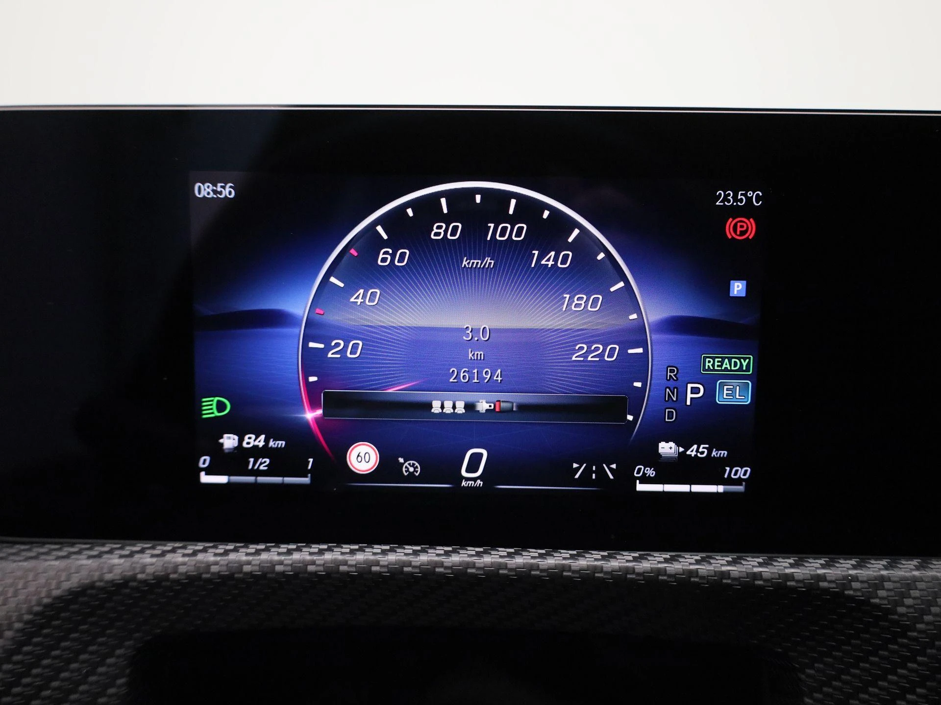 Mercedes-Benz CLA - 8