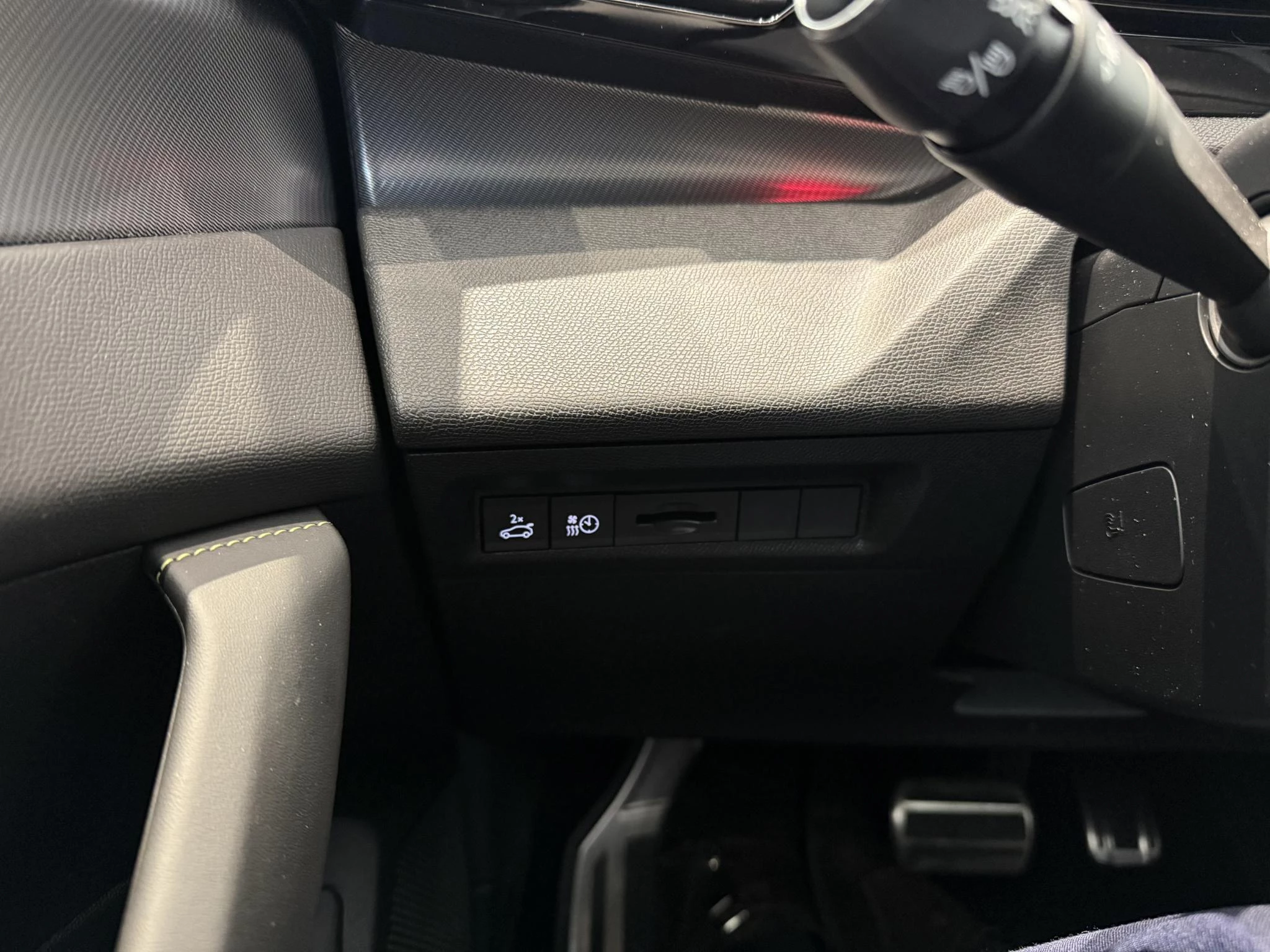 Peugeot 408 e-408 GT Avantage 58 kWh