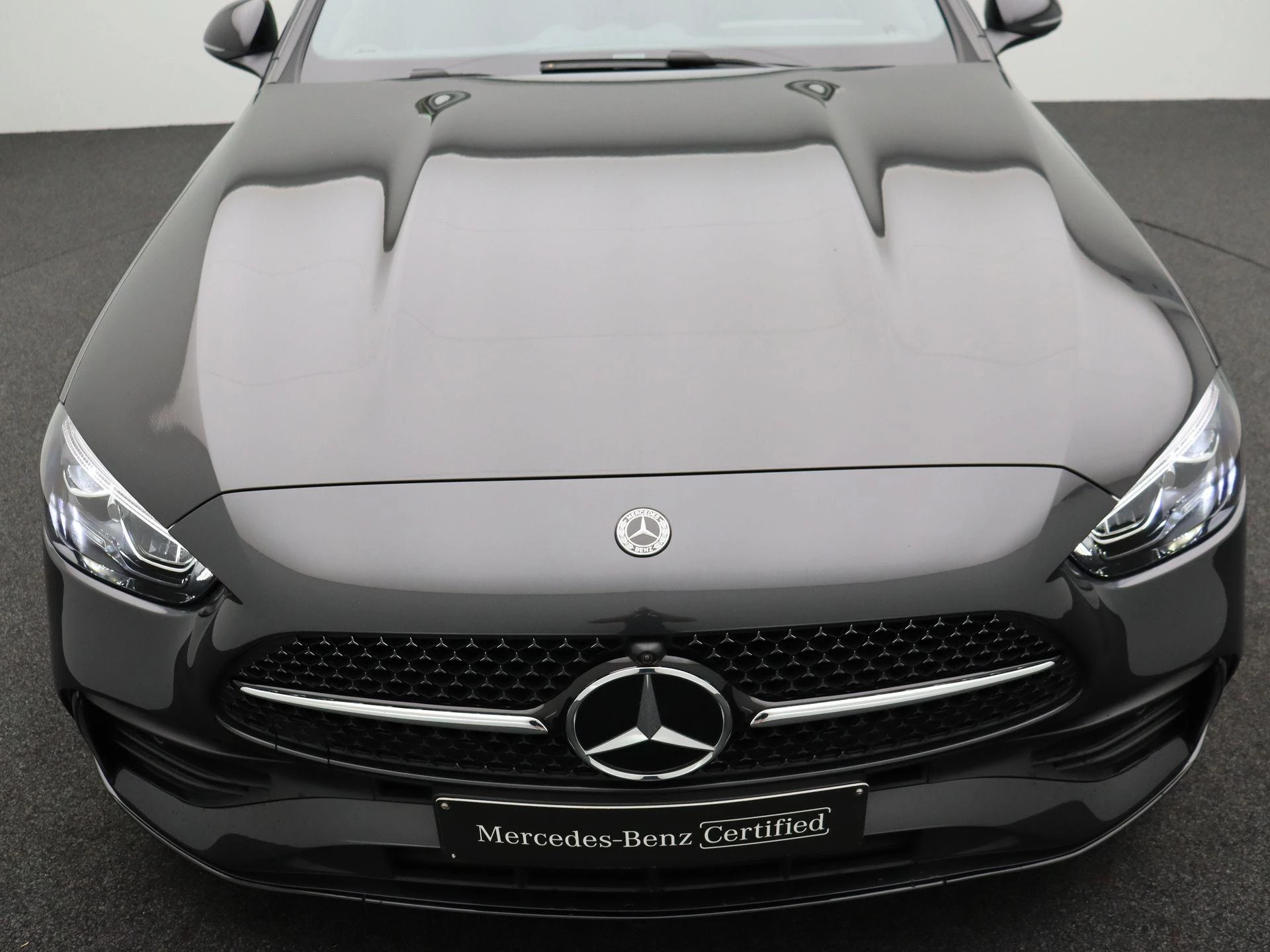 Mercedes-Benz-C-Klasse-image-25
