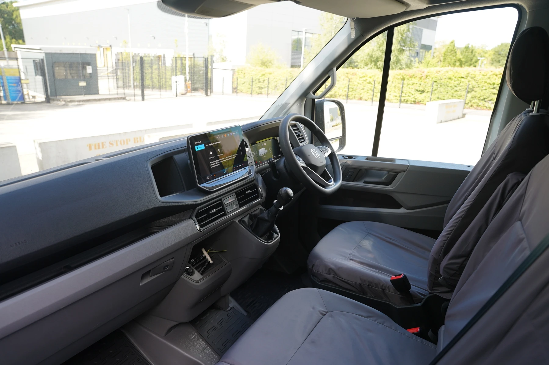Volkswagen-Crafter-image-1