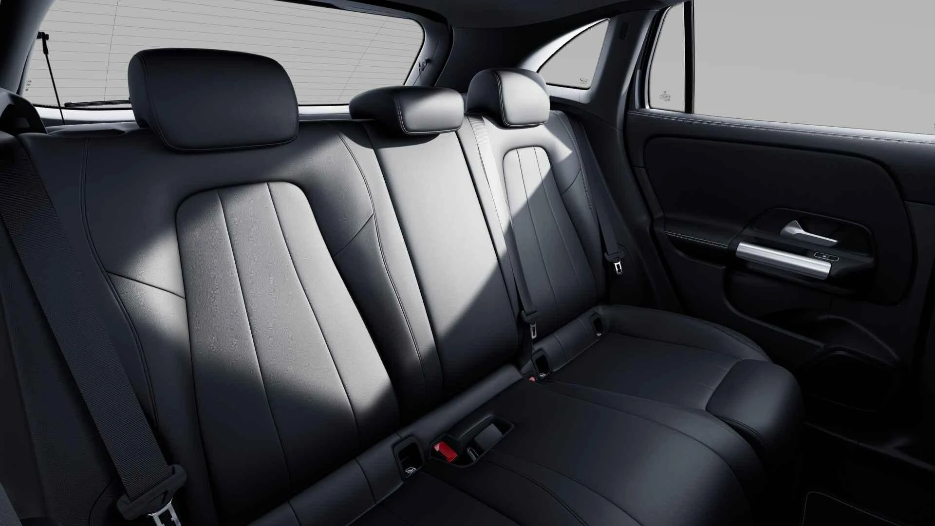 Mercedes-Benz-GLA-image-10
