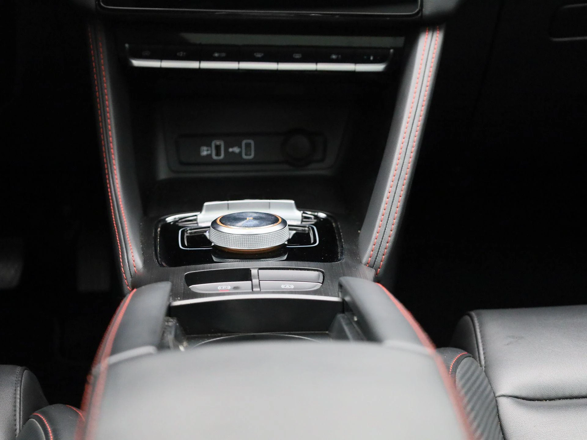 MG-ZS EV-image-9