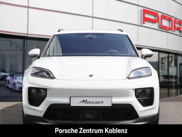 Porsche Macan -