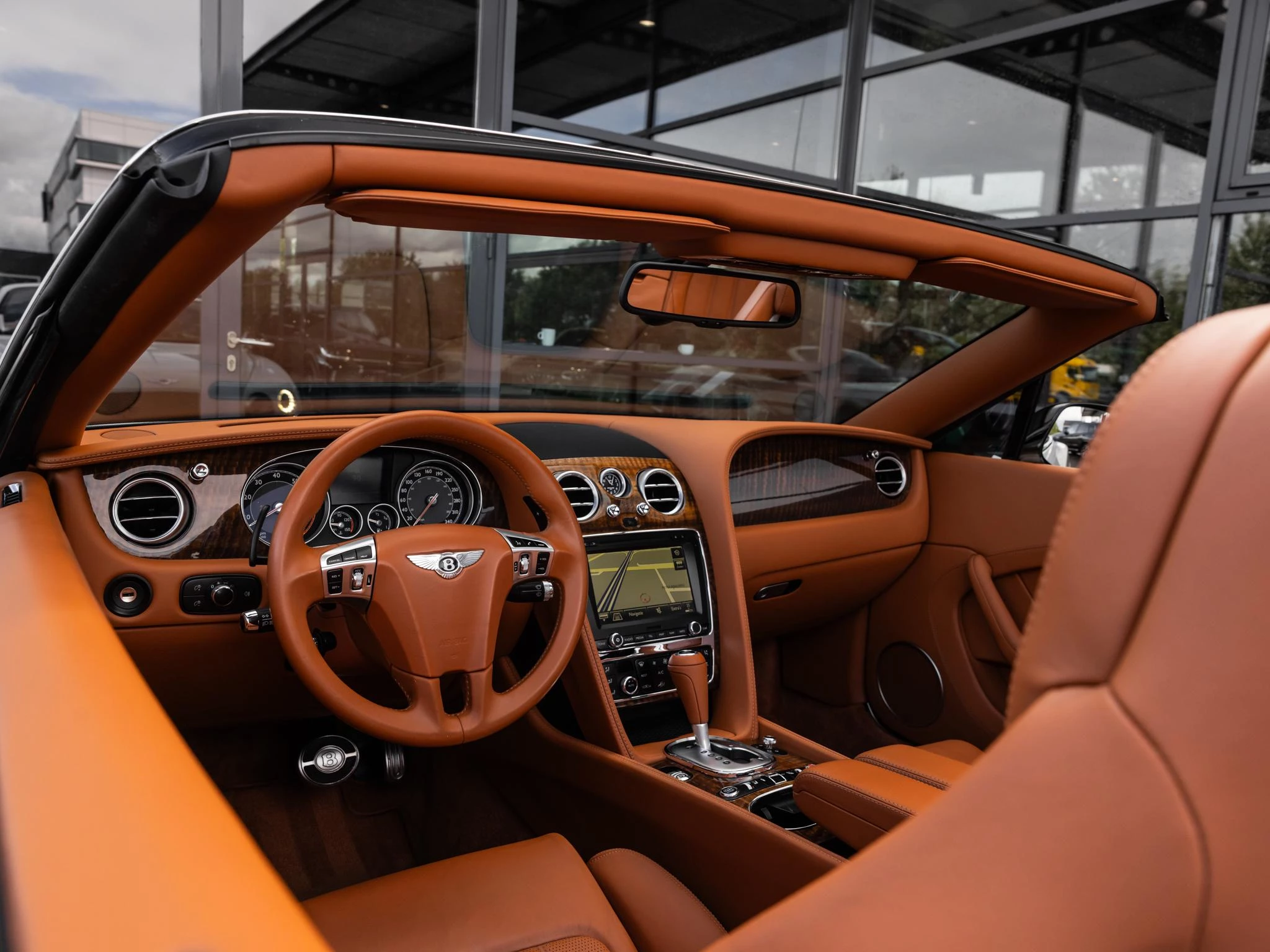 Bentley-Continental GT-image-12