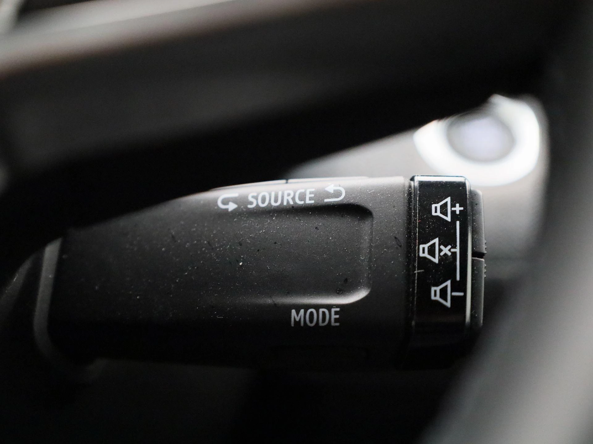 Renault-Clio-image-24