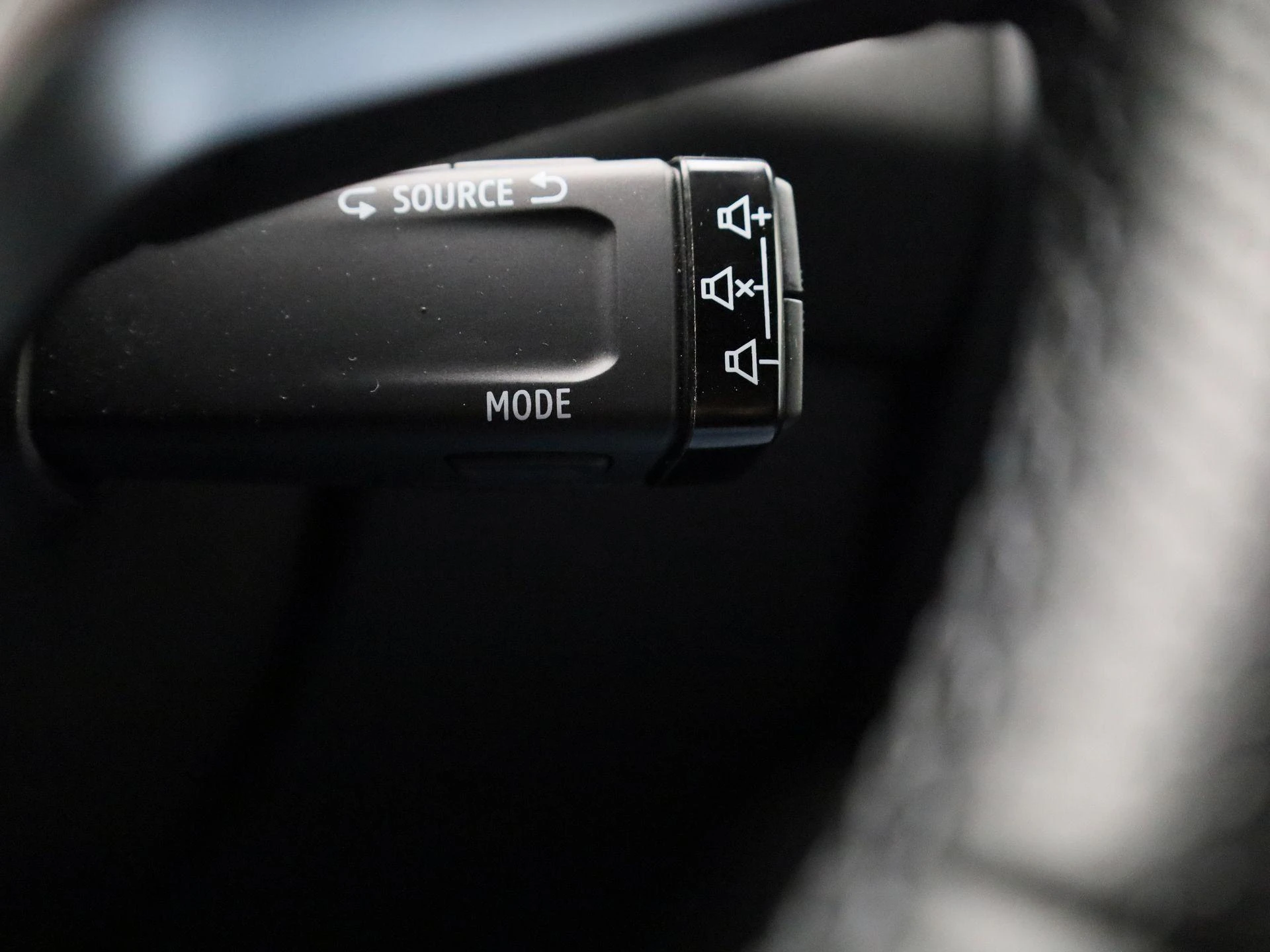Renault-Captur-image-21
