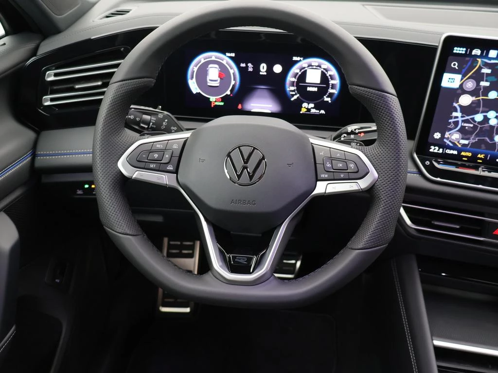 Volkswagen-Tiguan-image-14