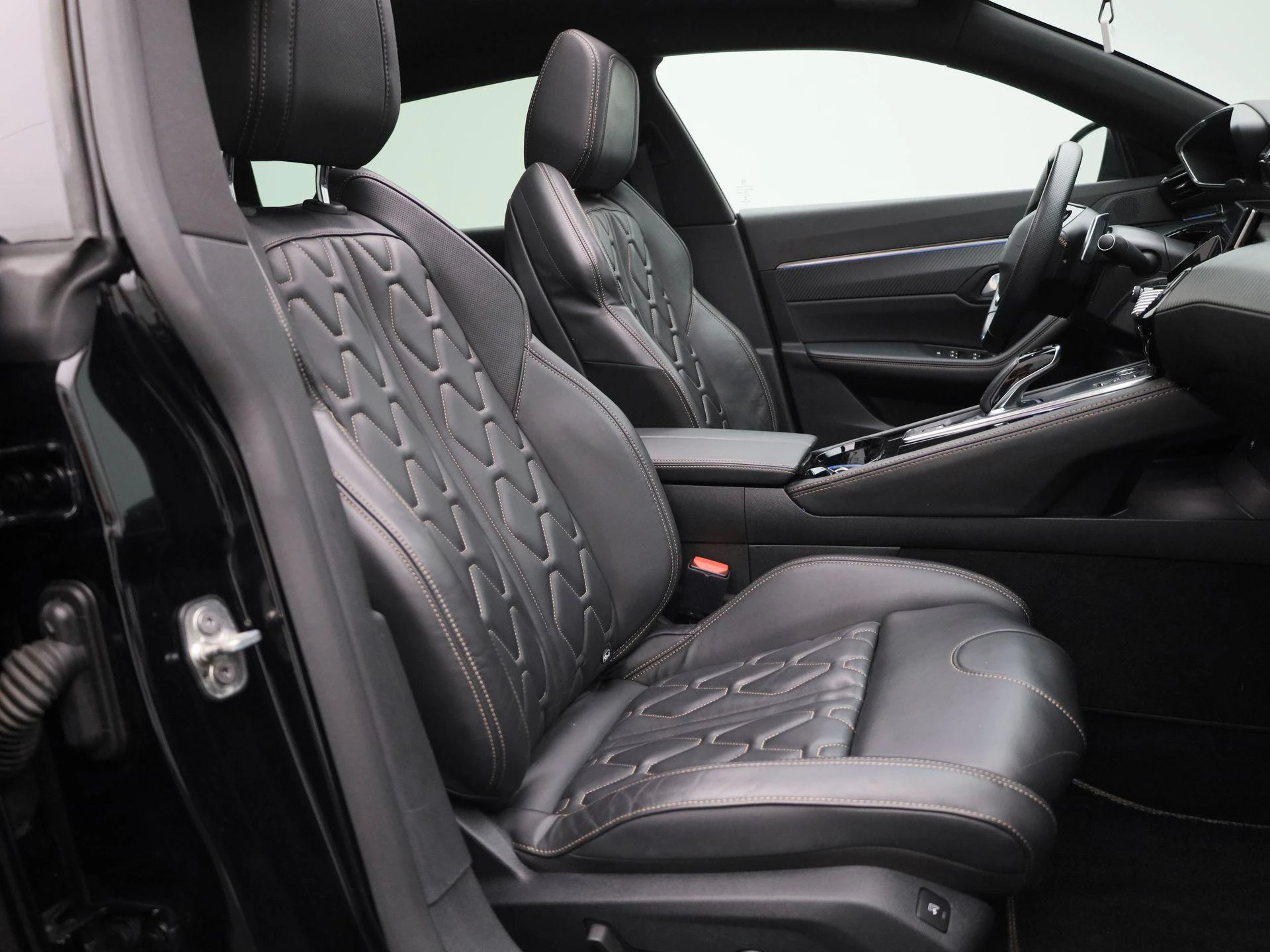 Peugeot-508-image-33