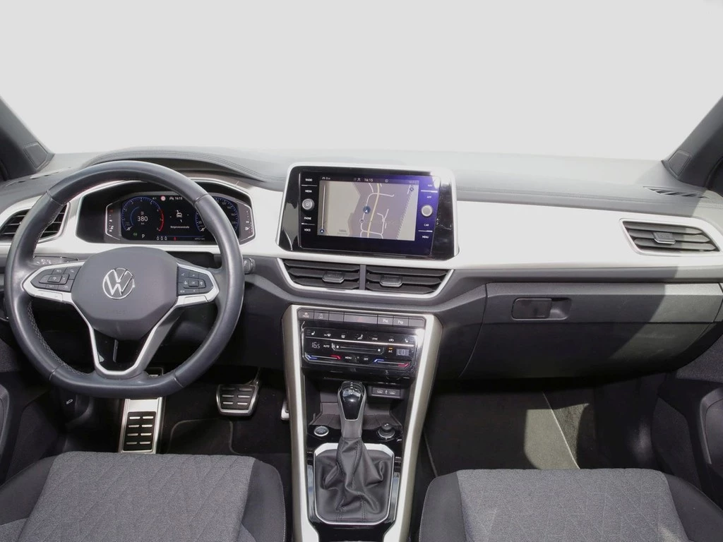 Volkswagen-T-Roc-image-12