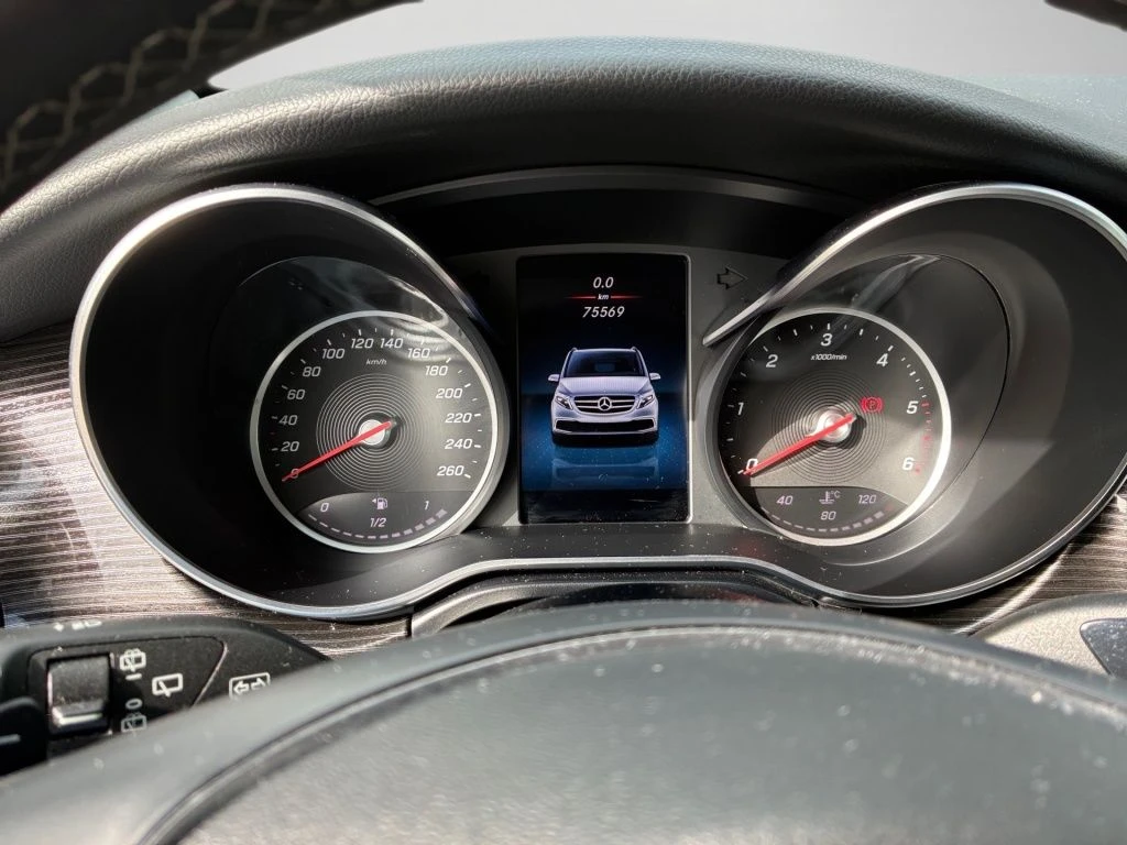 Mercedes-Benz-V-Klasse 250 d-image-6