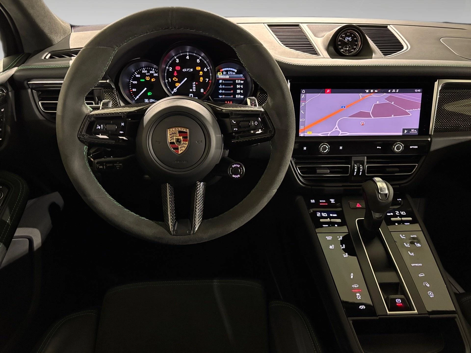 Porsche-Macan-image-6