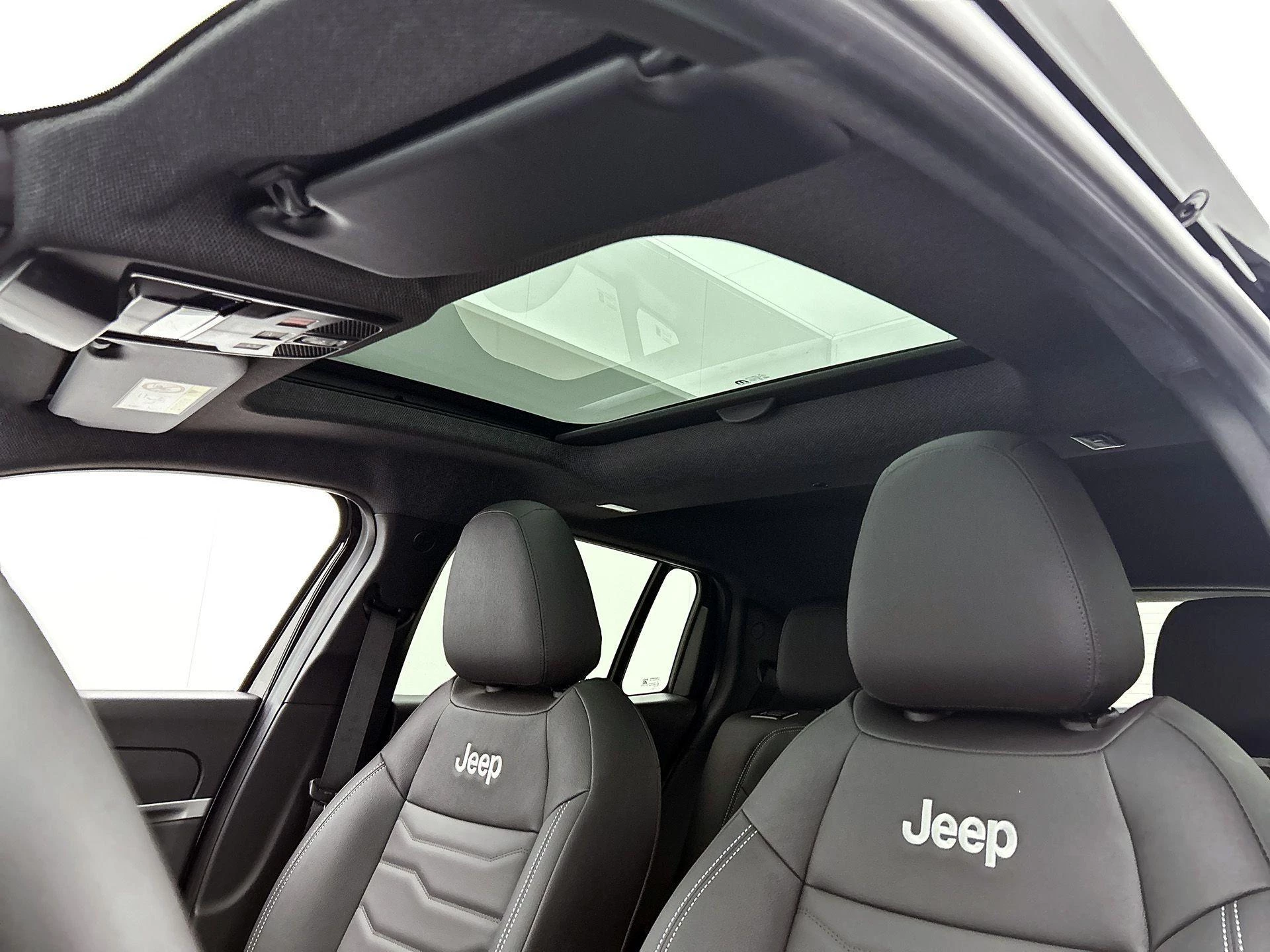 Jeep-Avenger-image-15