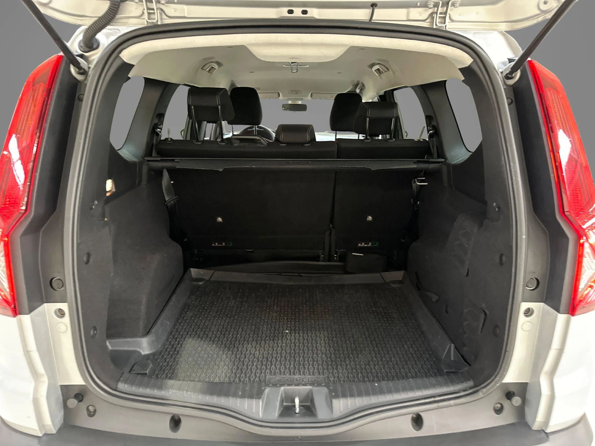 Dacia-Jogger-image-18