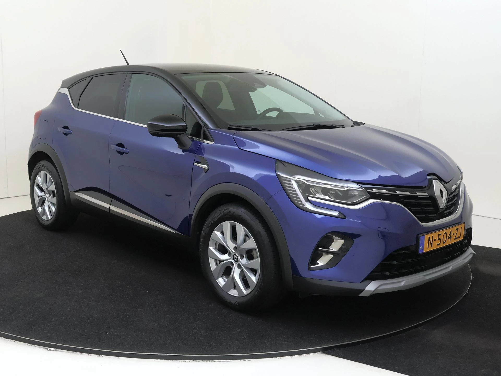 Renault-Captur-image-2