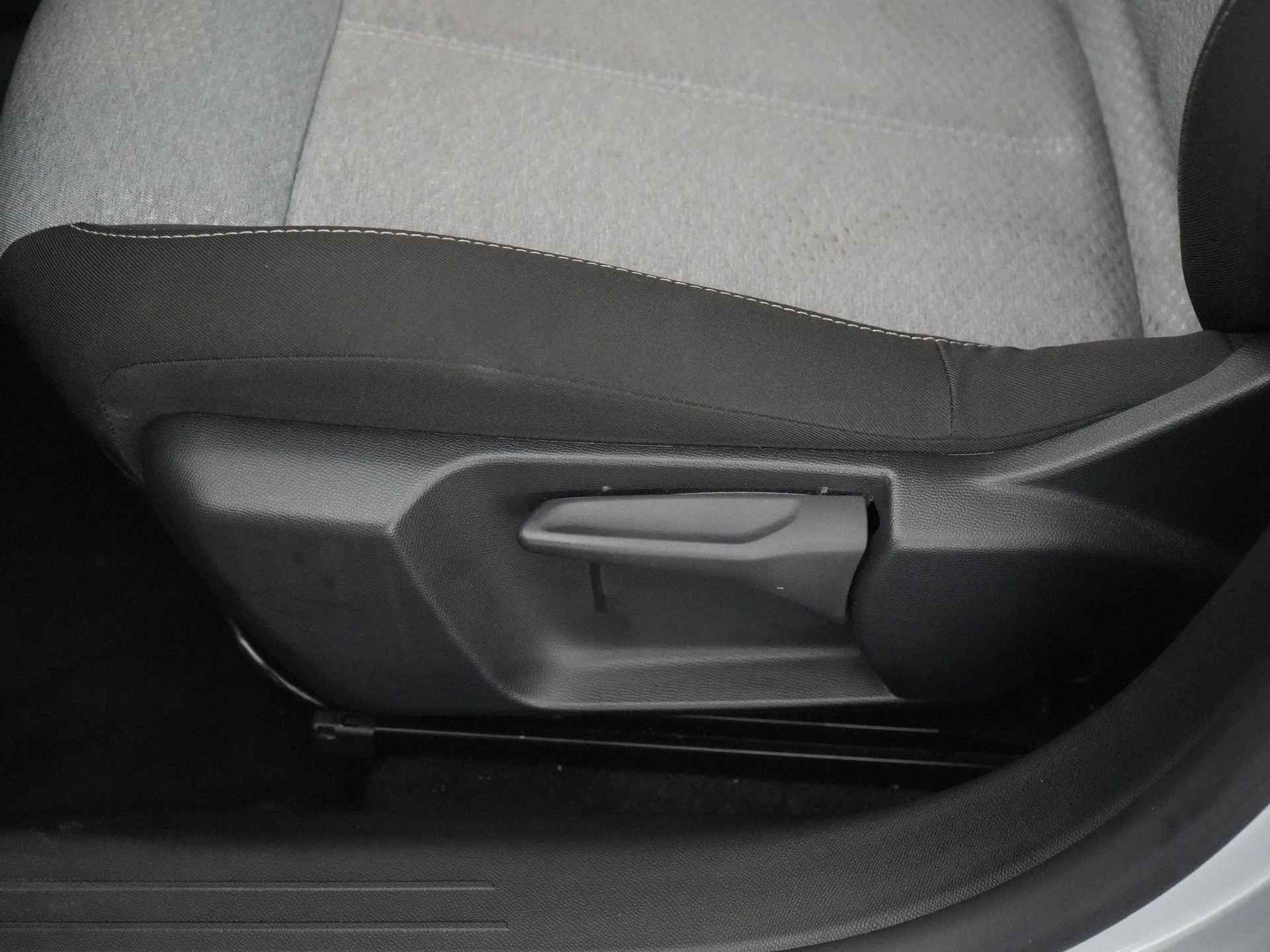 Opel-Corsa-image-16