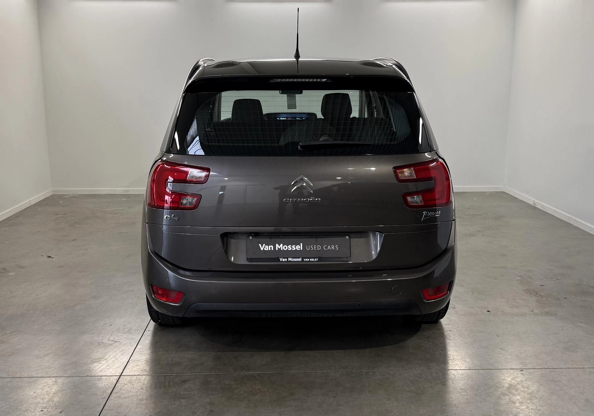 Citroën-C4 Picasso-image-4