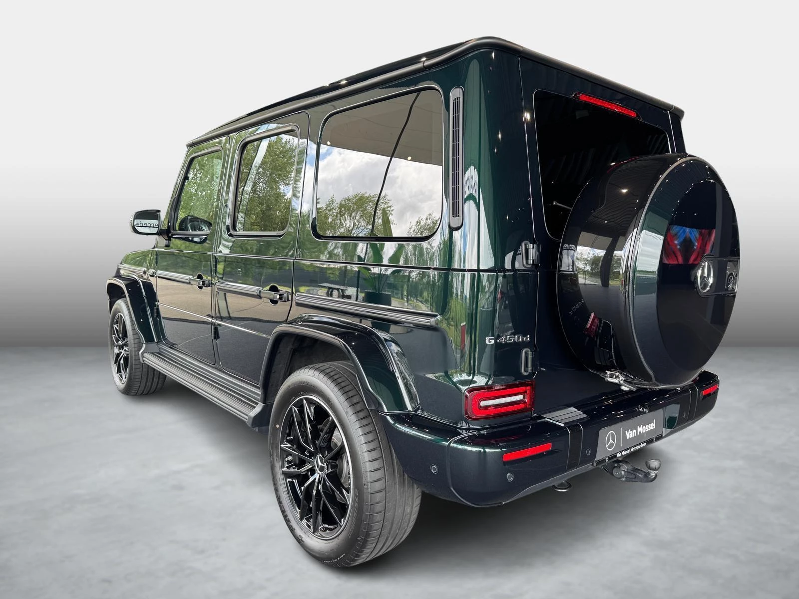 Mercedes-Benz G-Klasse 450 d AMG LINE + LICHTE VRACHT + BURMESTER + MULTIBEAM + TREKHAAK