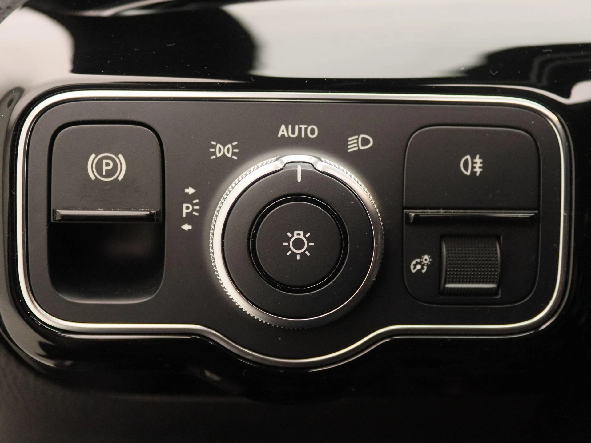 Mercedes-Benz-A-Klasse-image-21
