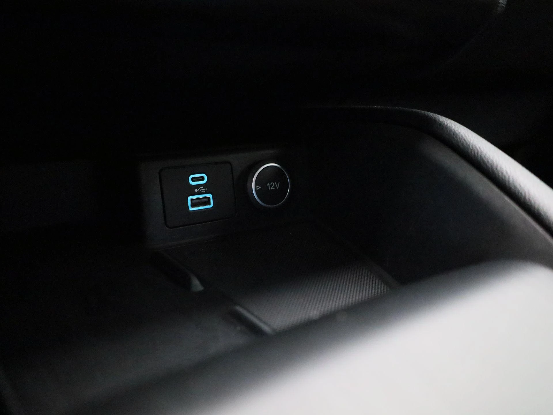 Ford-Kuga-image-26