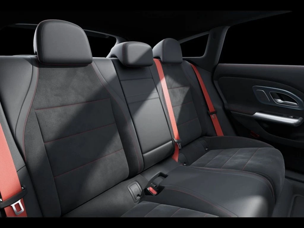 Mercedes-Benz-CLA 250+-image-10
