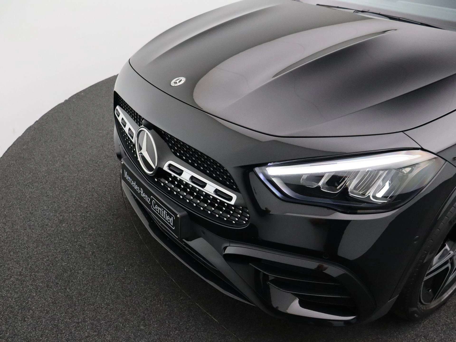 Mercedes-Benz-GLA-image-30