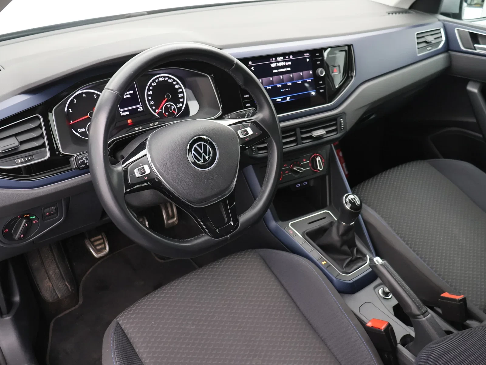 Volkswagen Polo Polo UNITED 1.0 95PK *PDC*APP-CONNECT*BLTH*RADIO*AIRCO*...*