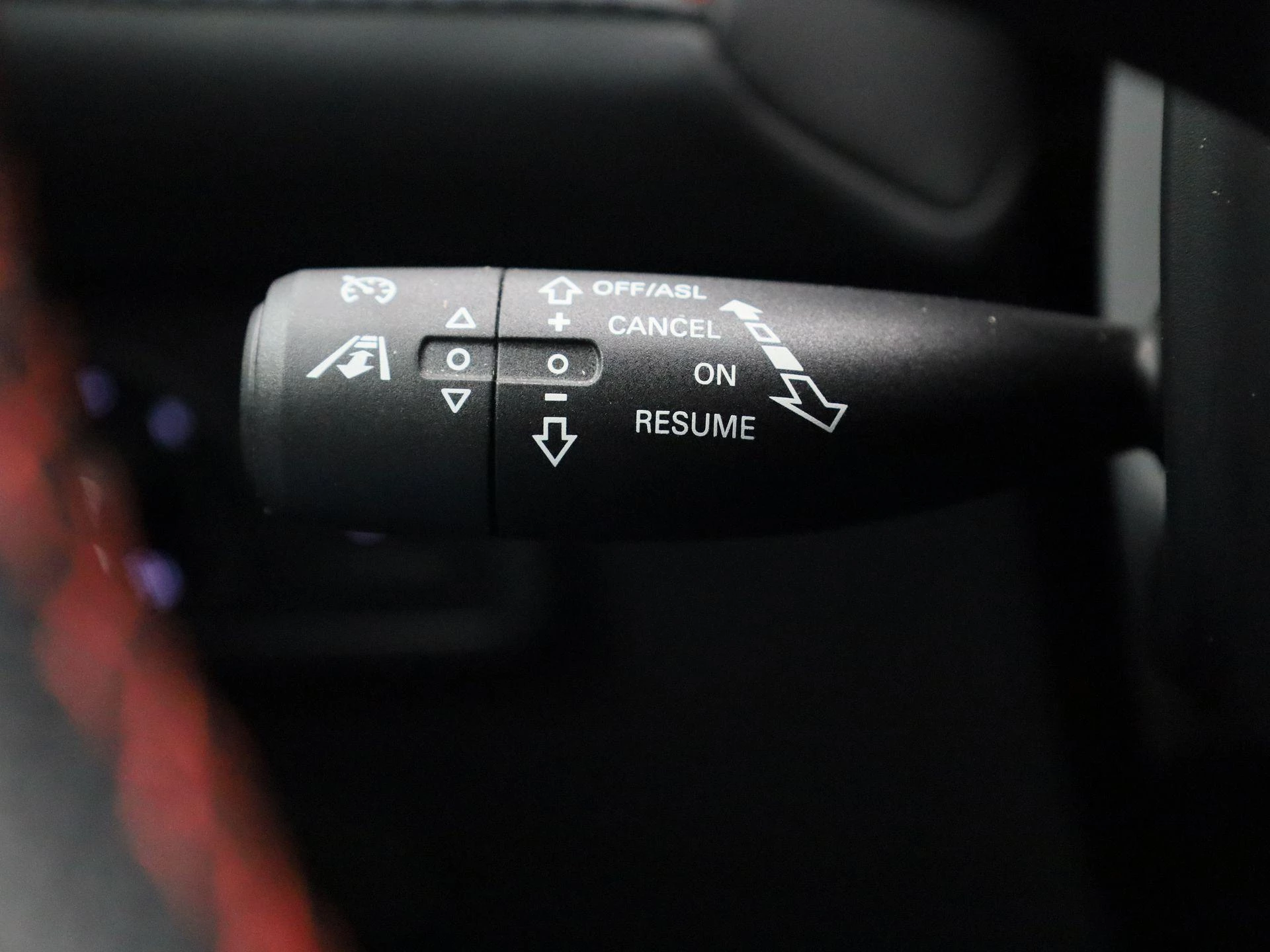 MG ZS EV Standard Range Luxury 50 kWh
