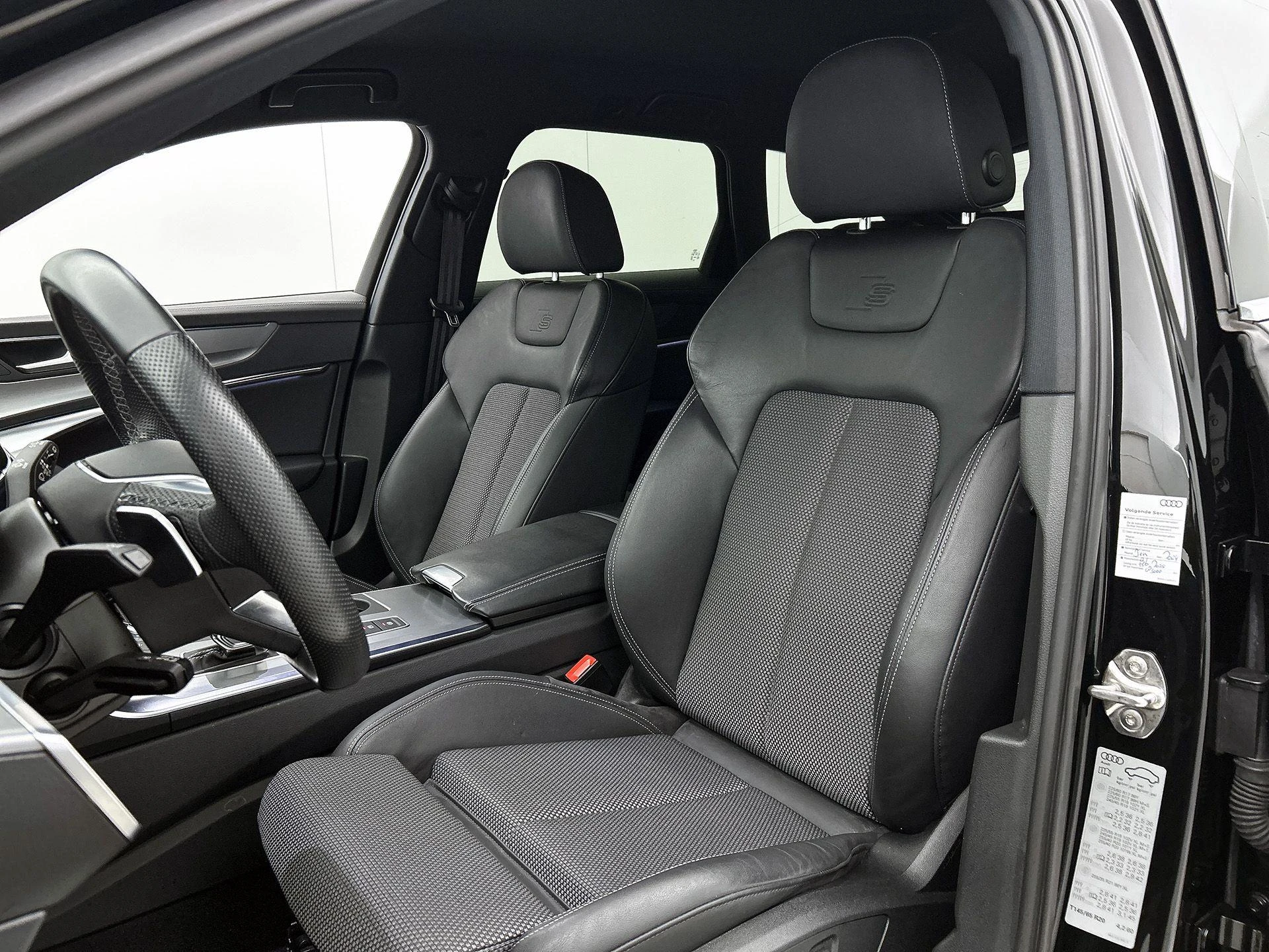 Audi-A6-image-34