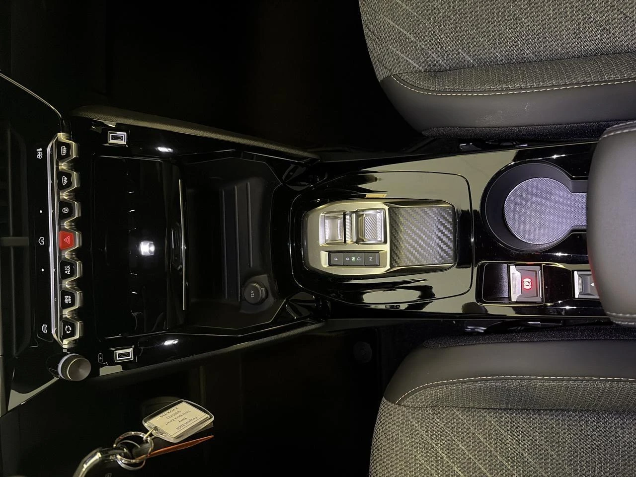 Peugeot-2008-image-13