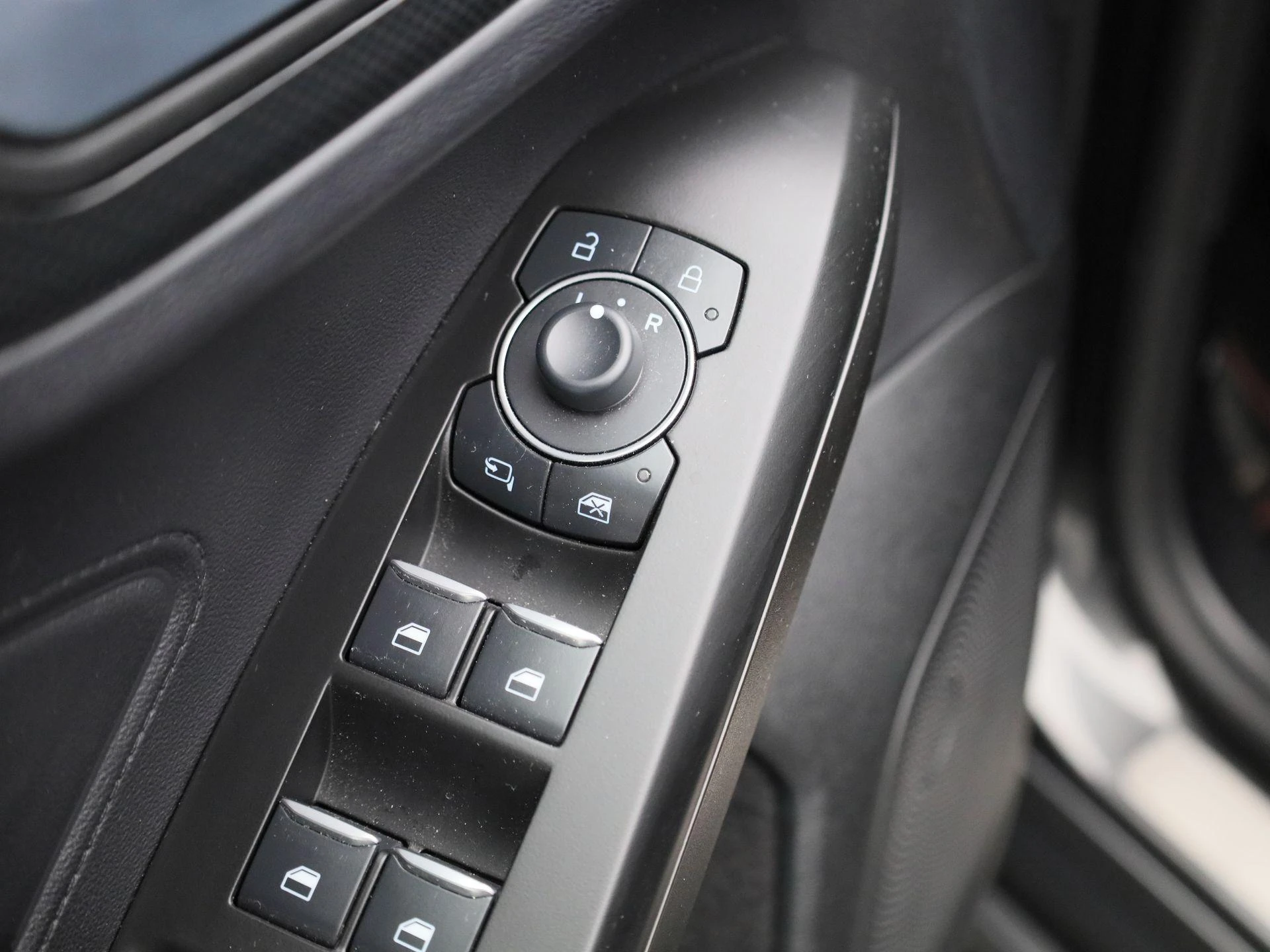 Ford-Focus-image-33