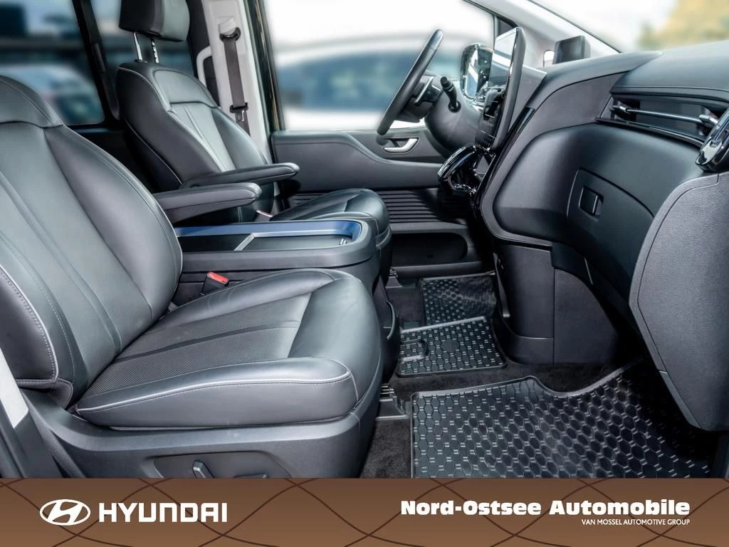 Hyundai Staria 2.2 CRDi SIGNATURE 4WD (7-Sitzer) LED