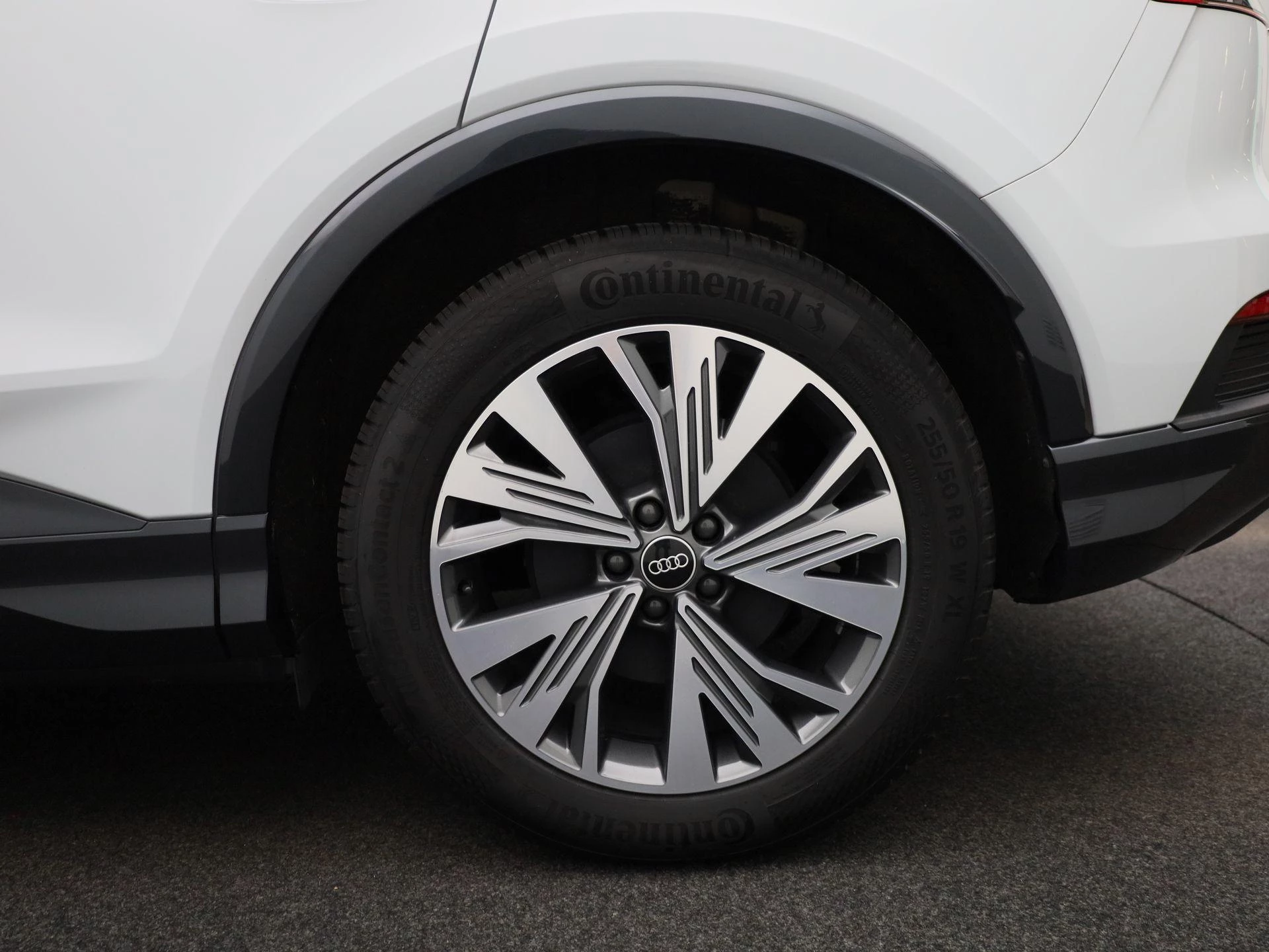 Audi Q4 e-tron 40 Launch edition Advanced 77 kWh