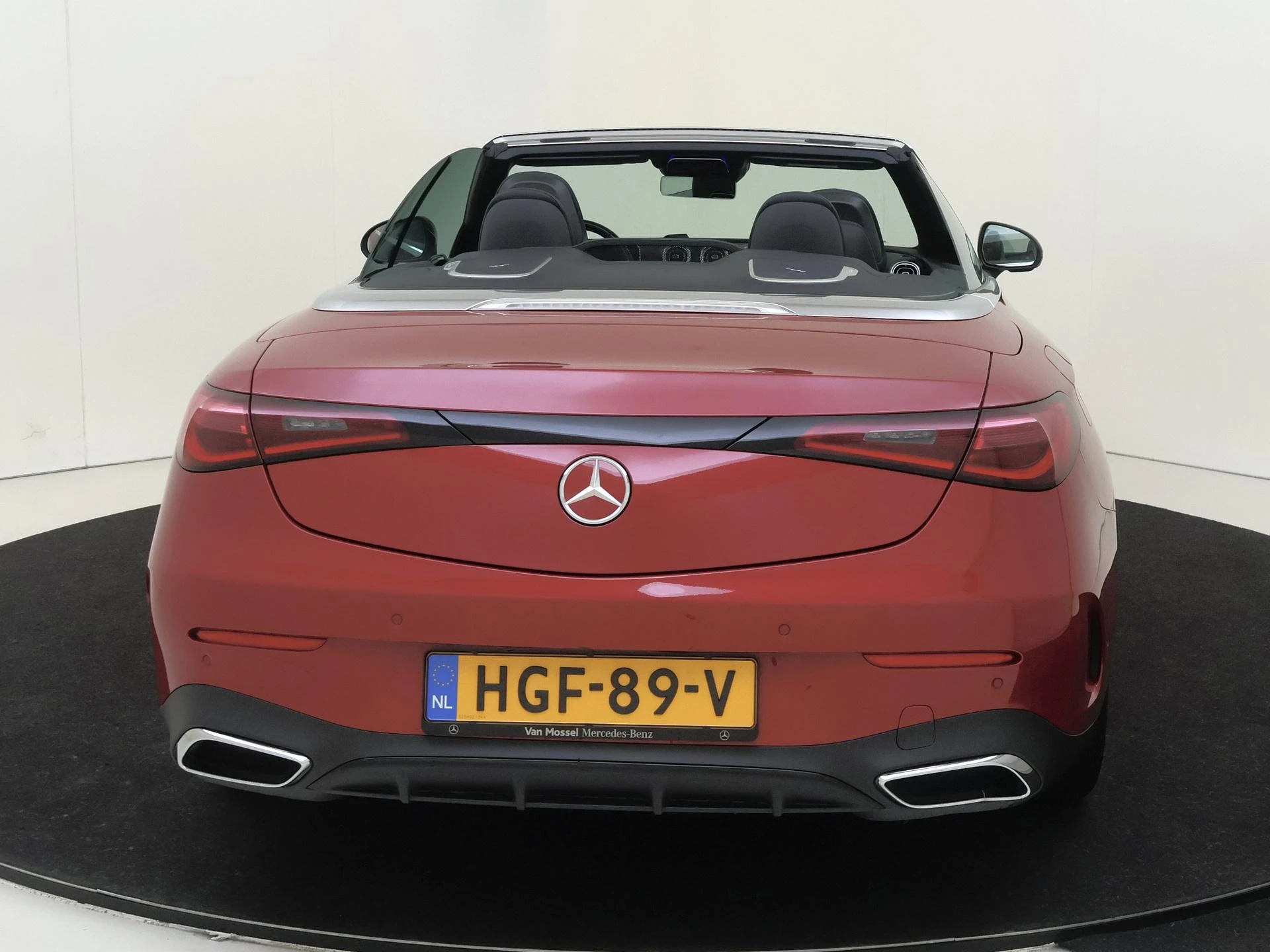 Mercedes-Benz CLE Cabriolet 200 AMG Line