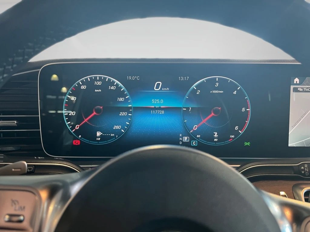Mercedes-Benz-GLE 400 d-image-6