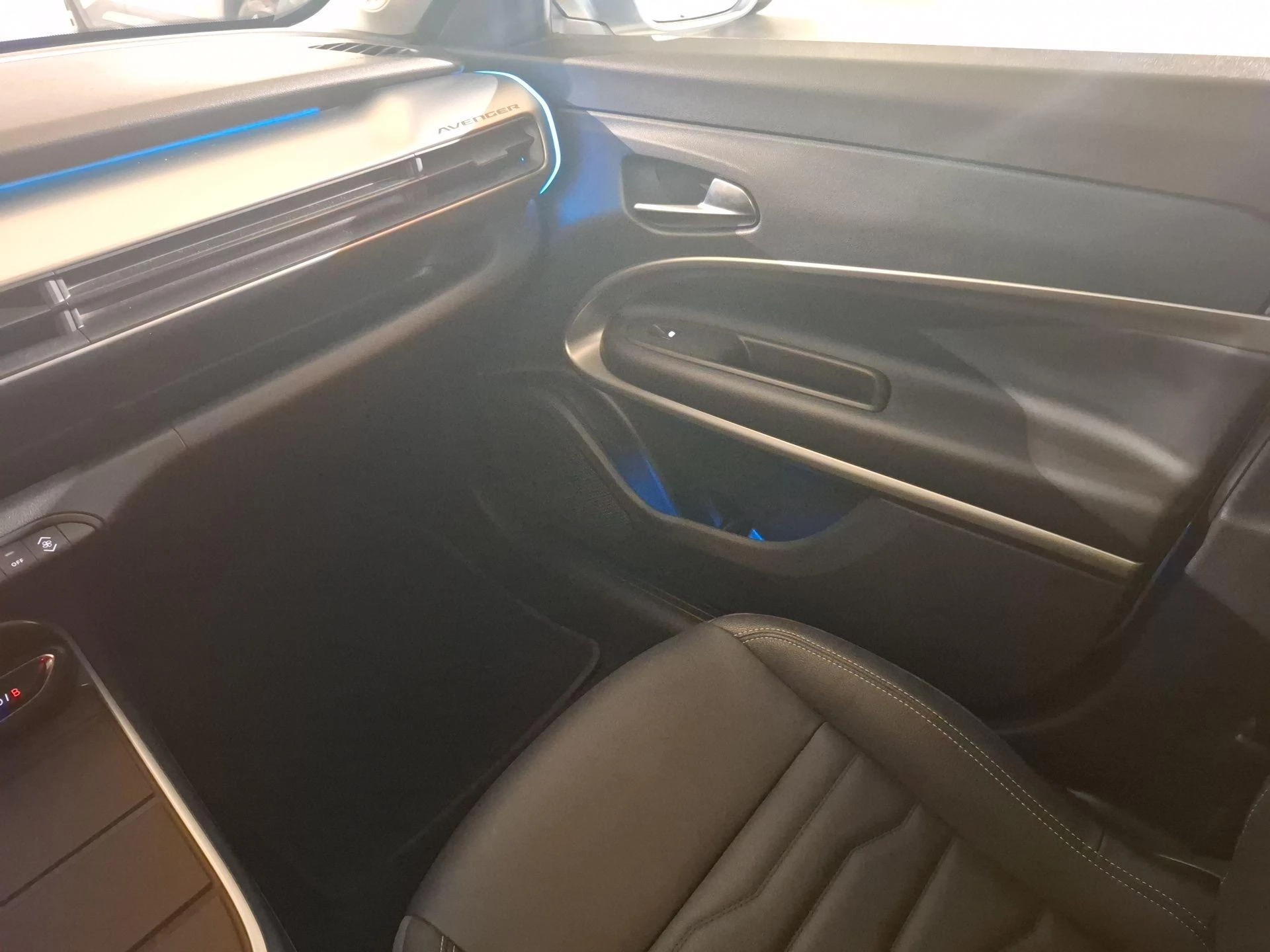 Jeep-Avenger-image-17