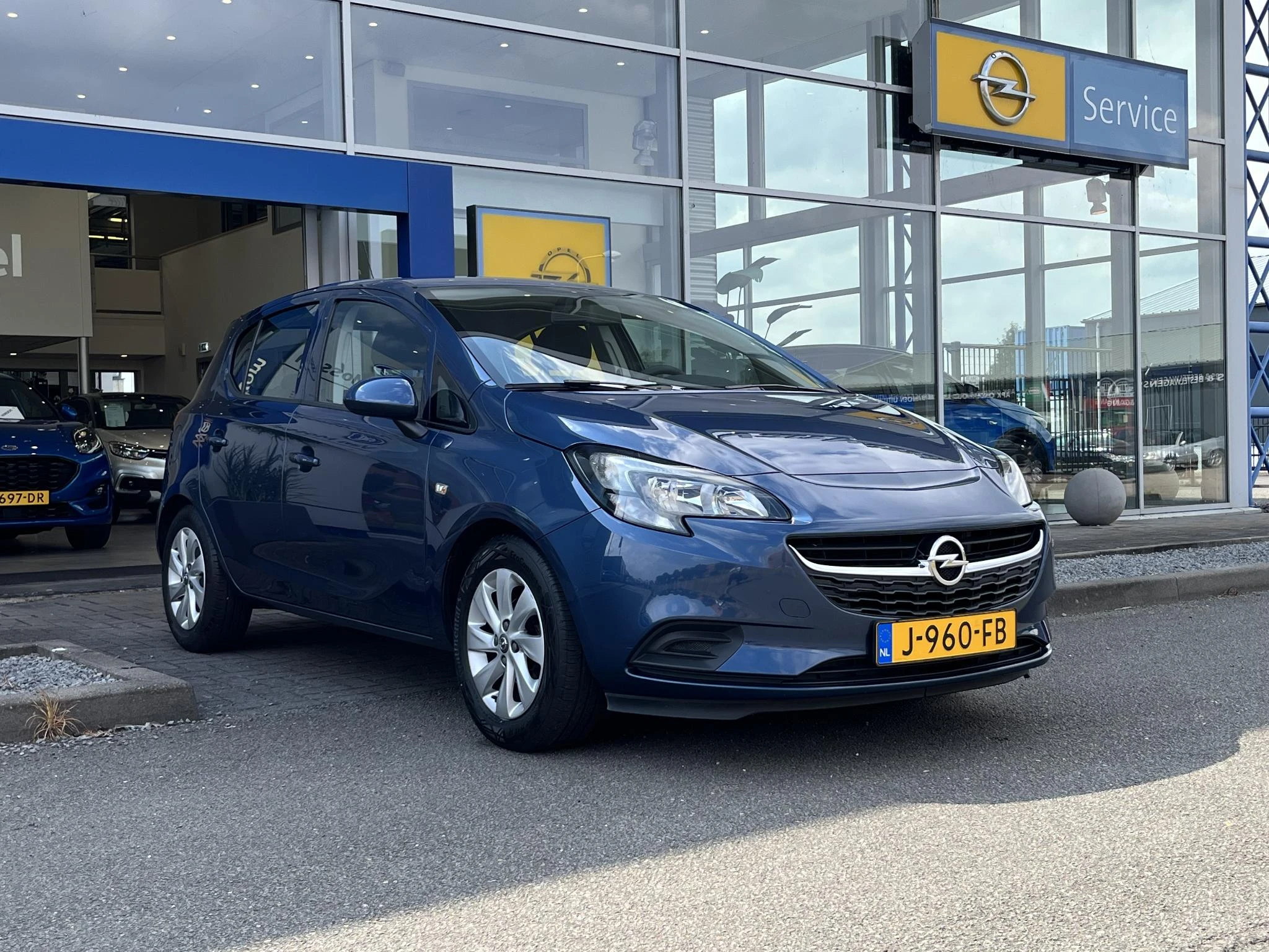 Opel-Corsa-image-2