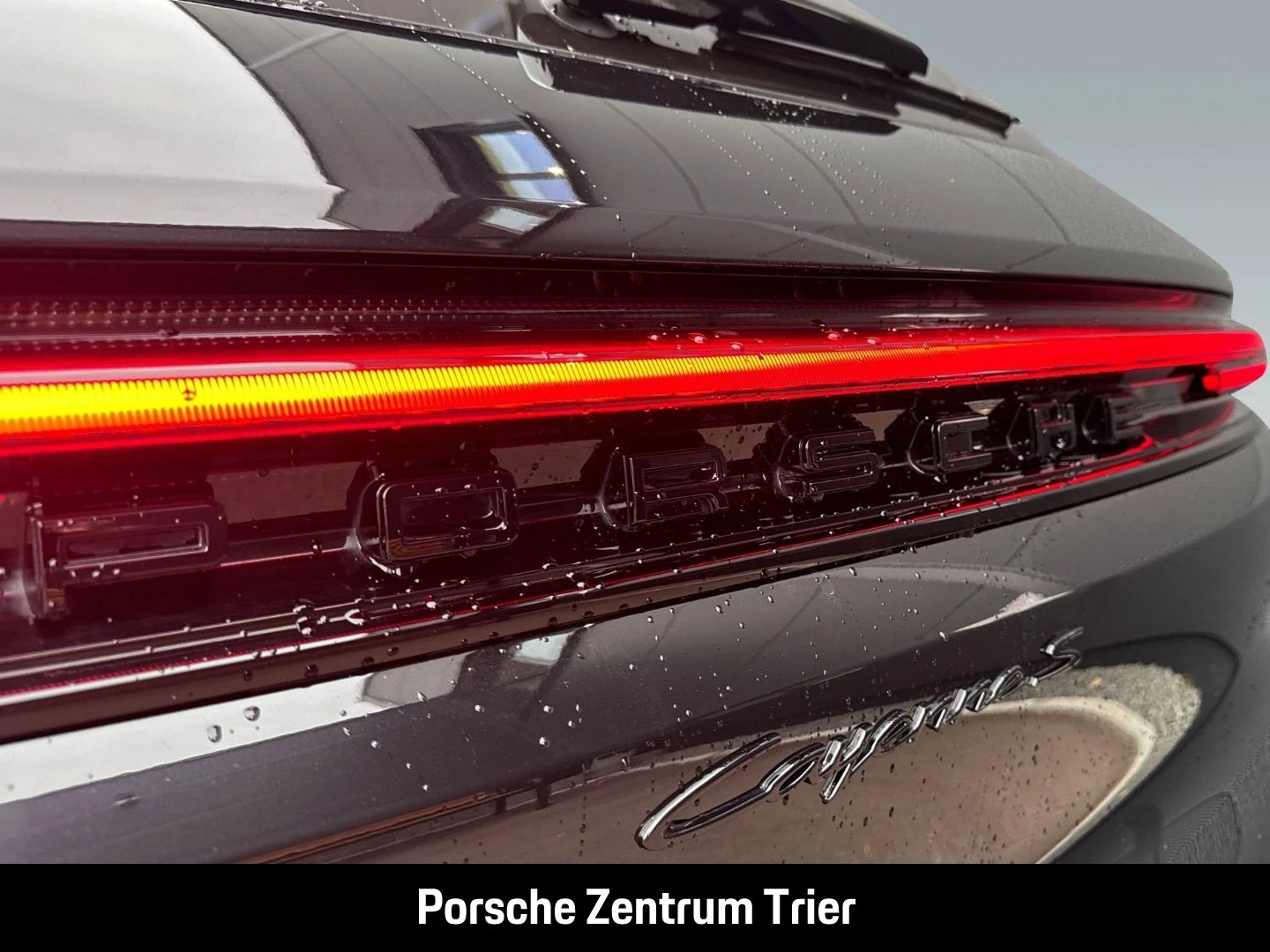Porsche-Cayenne-image-12