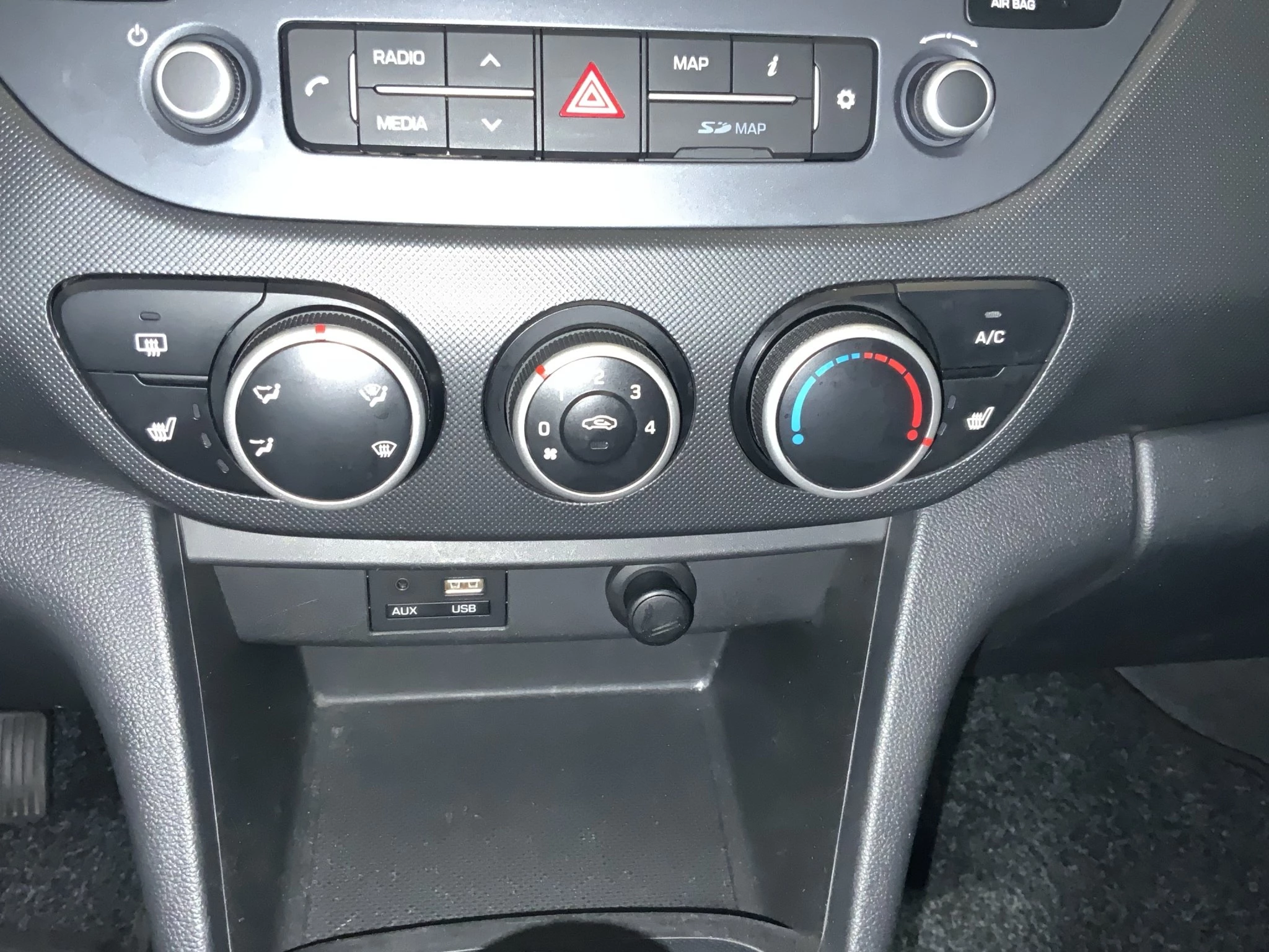 Hyundai-i10-image-20