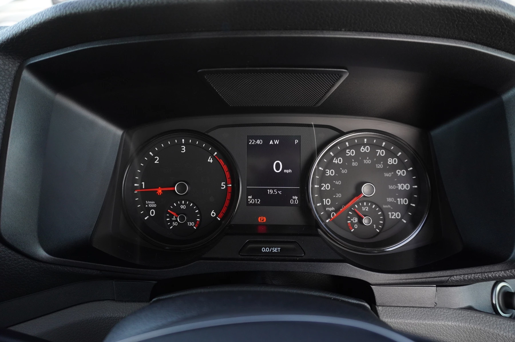 Volkswagen-California-image-7