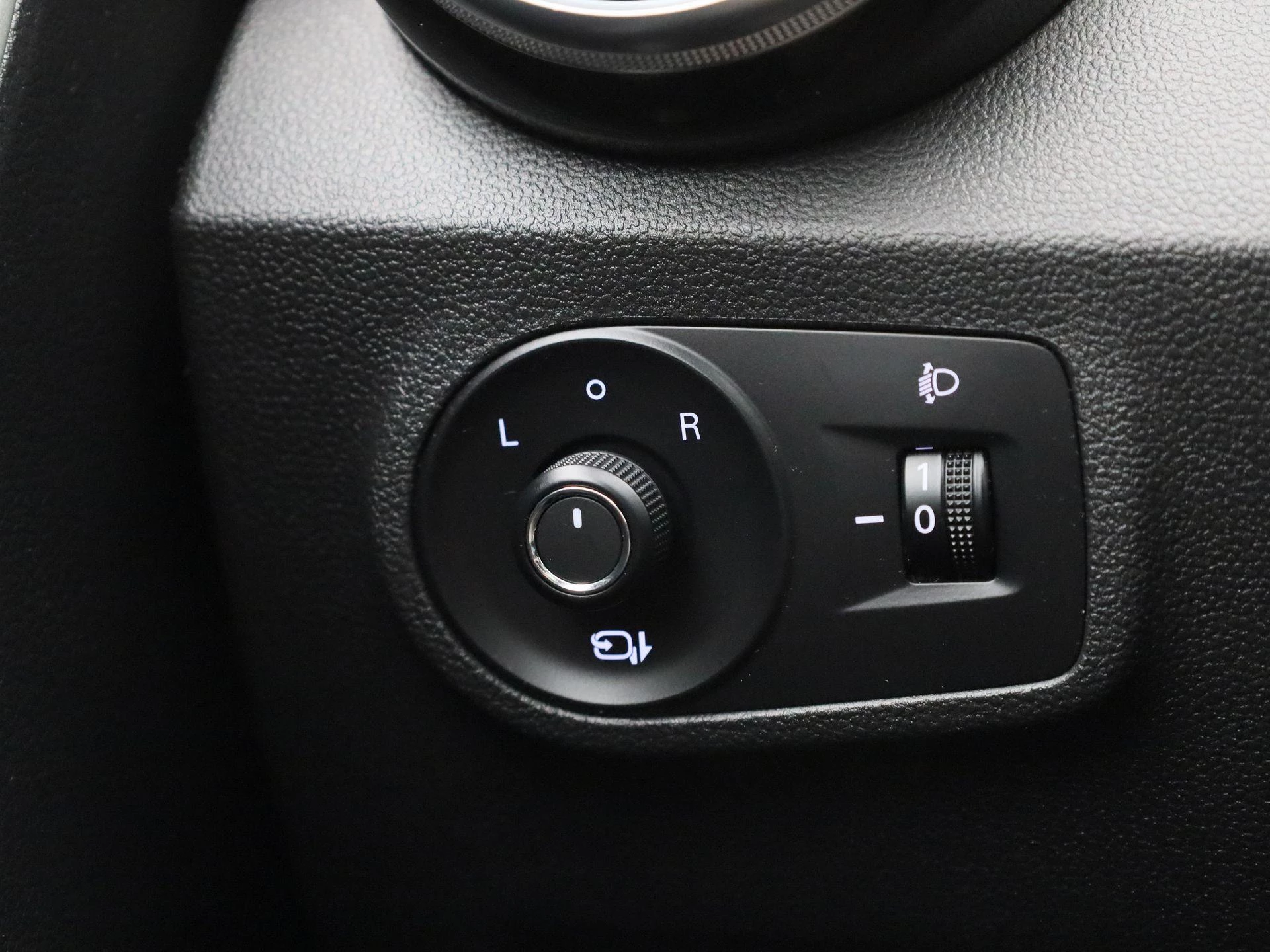 MG ZS EV Luxury 45 kWh