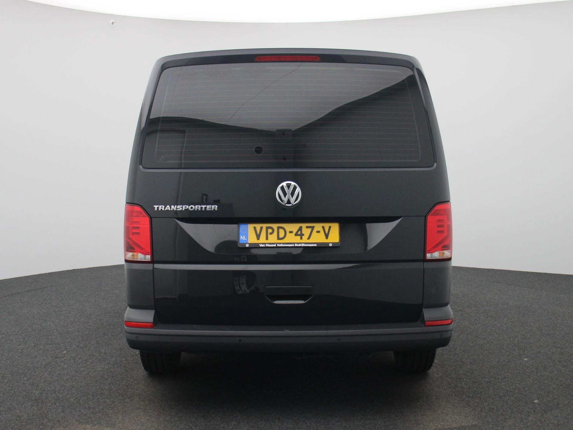 Volkswagen Transporter 2.0 TDI L2H1 150PK