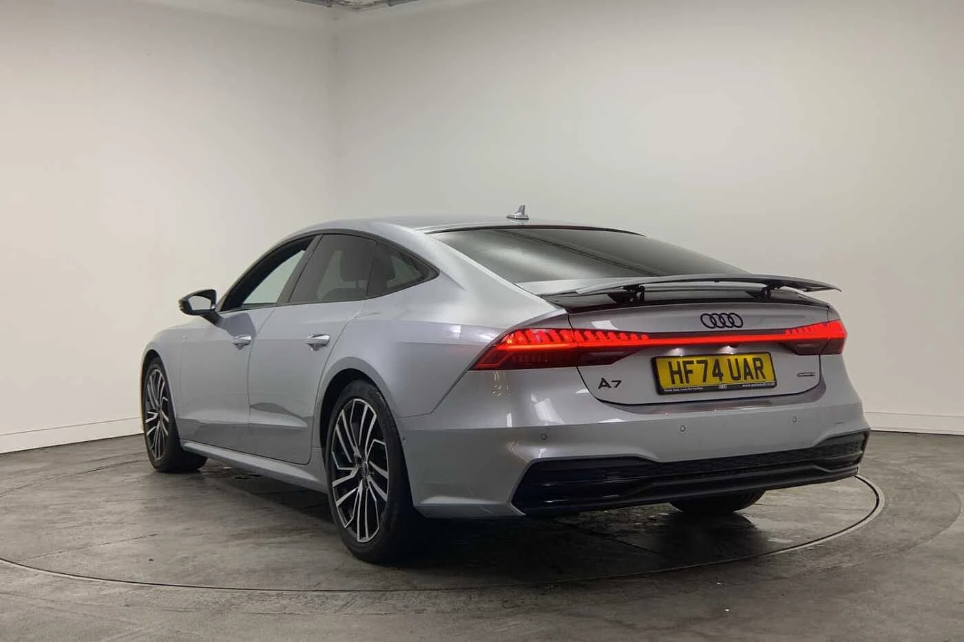 Audi-A7-image-2