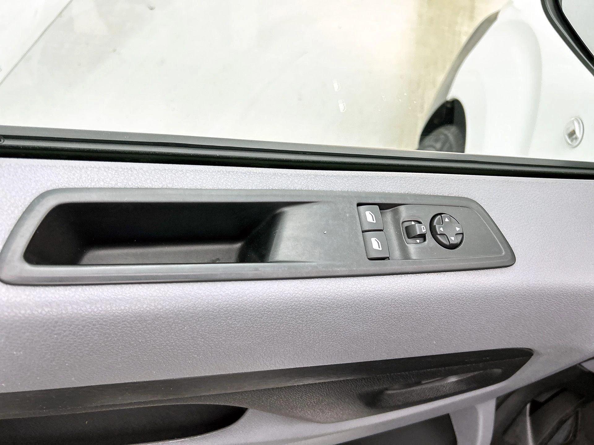 Opel-Vivaro-image-26