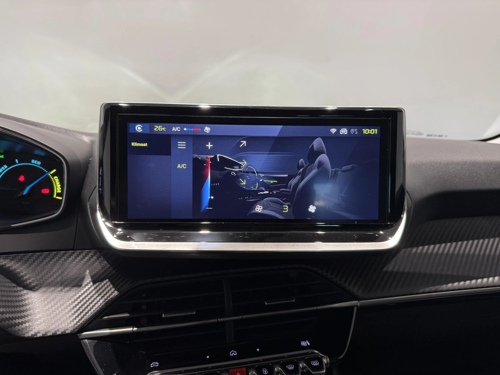 Peugeot 208 1.2 Hybrid 110 e-DCS6 Business