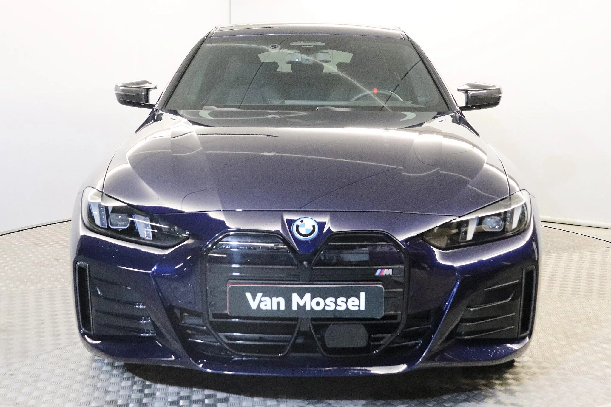 BMW i4 M50