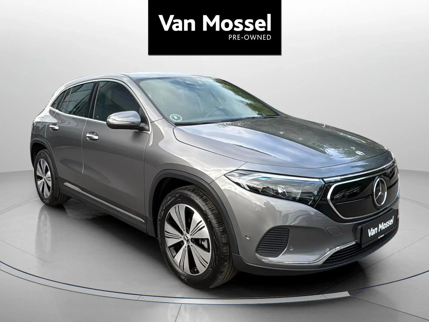 Mercedes-Benz-EQA-image-6