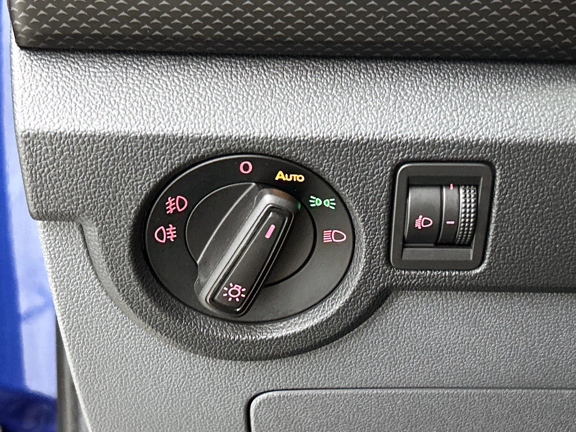 Volkswagen-T-Cross-image-16