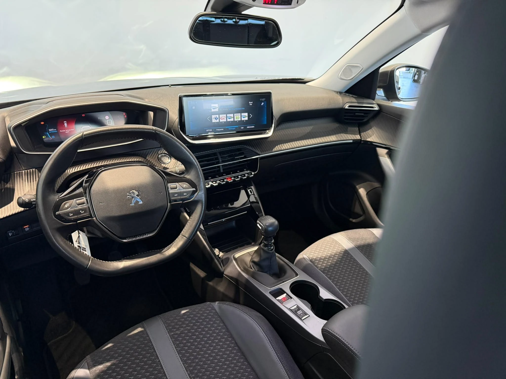 Peugeot-2008-image-14