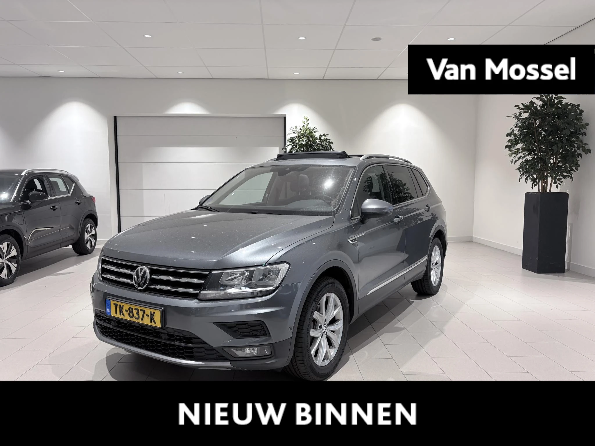 Volkswagen-Tiguan Allspace-image-0