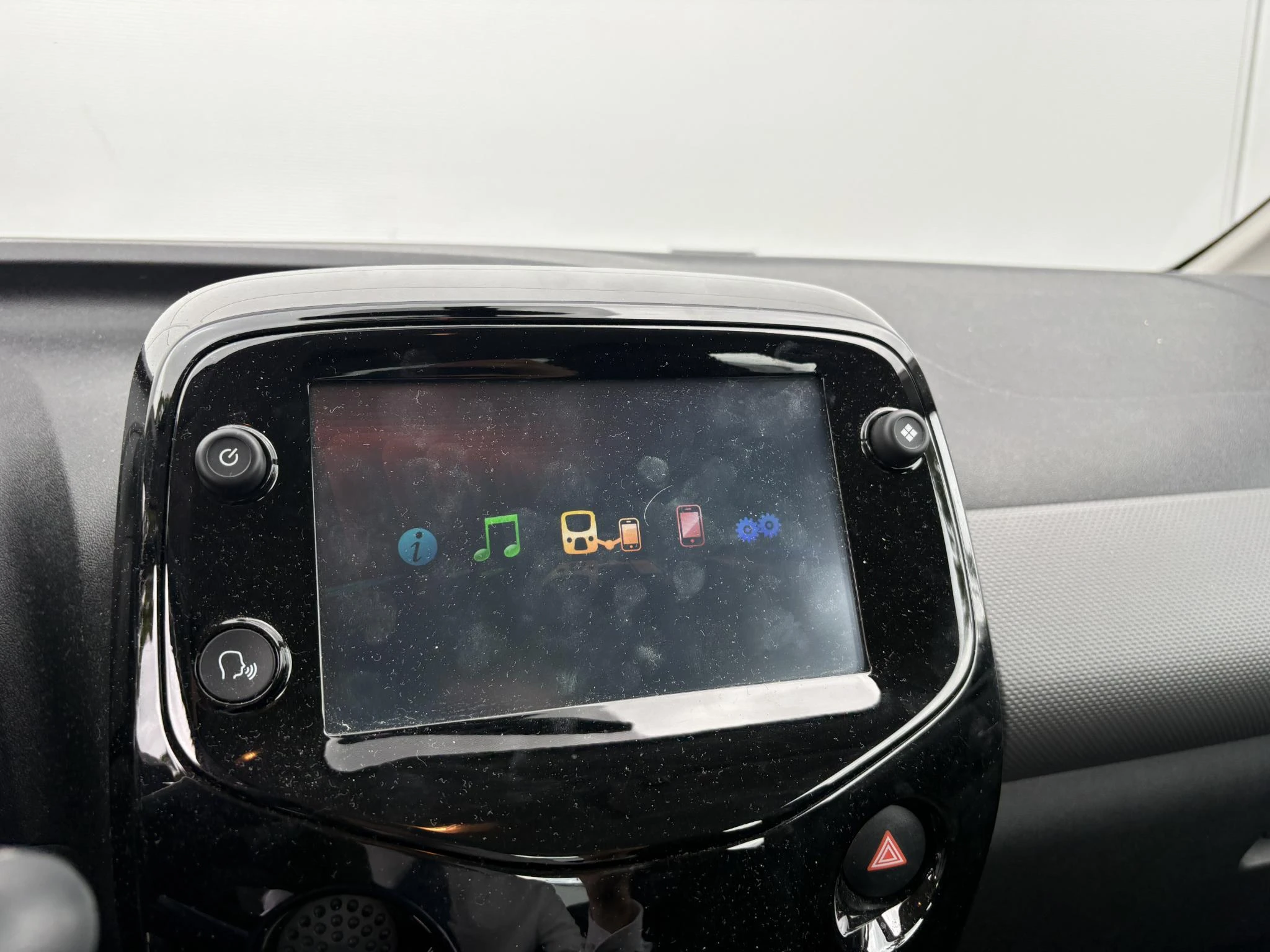 Peugeot-108-image-18